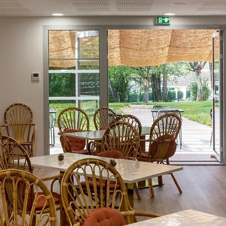 Aparthotel L'orangerie De Beausejour